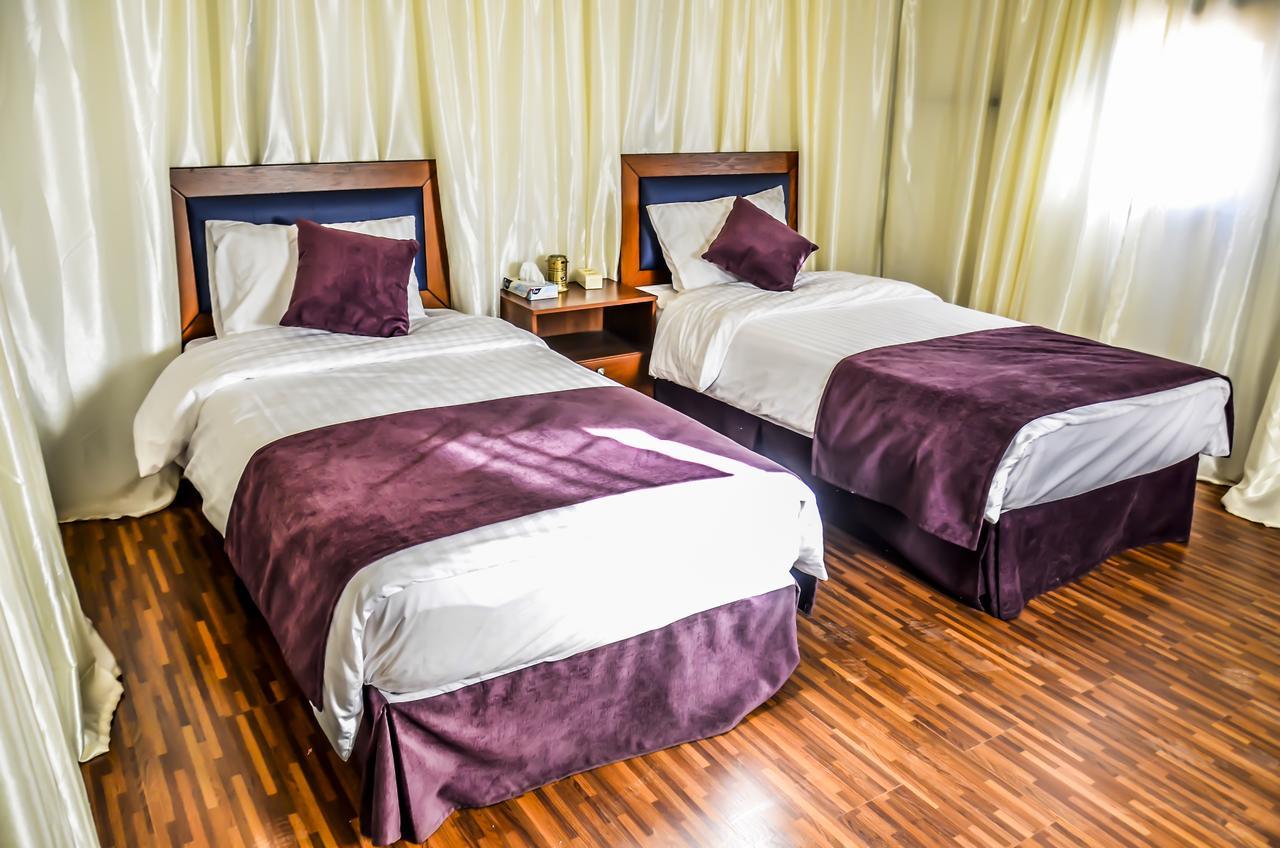 Space Village Luxury Camp Wadi Rum Bagian luar foto