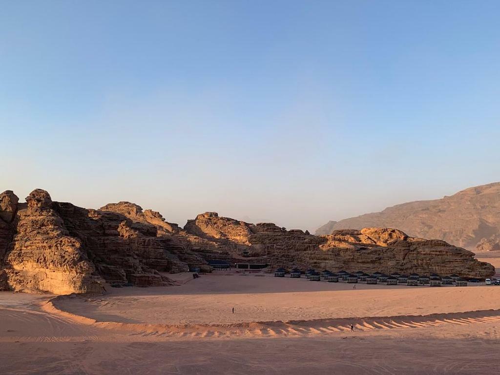 Space Village Luxury Camp Wadi Rum Bagian luar foto